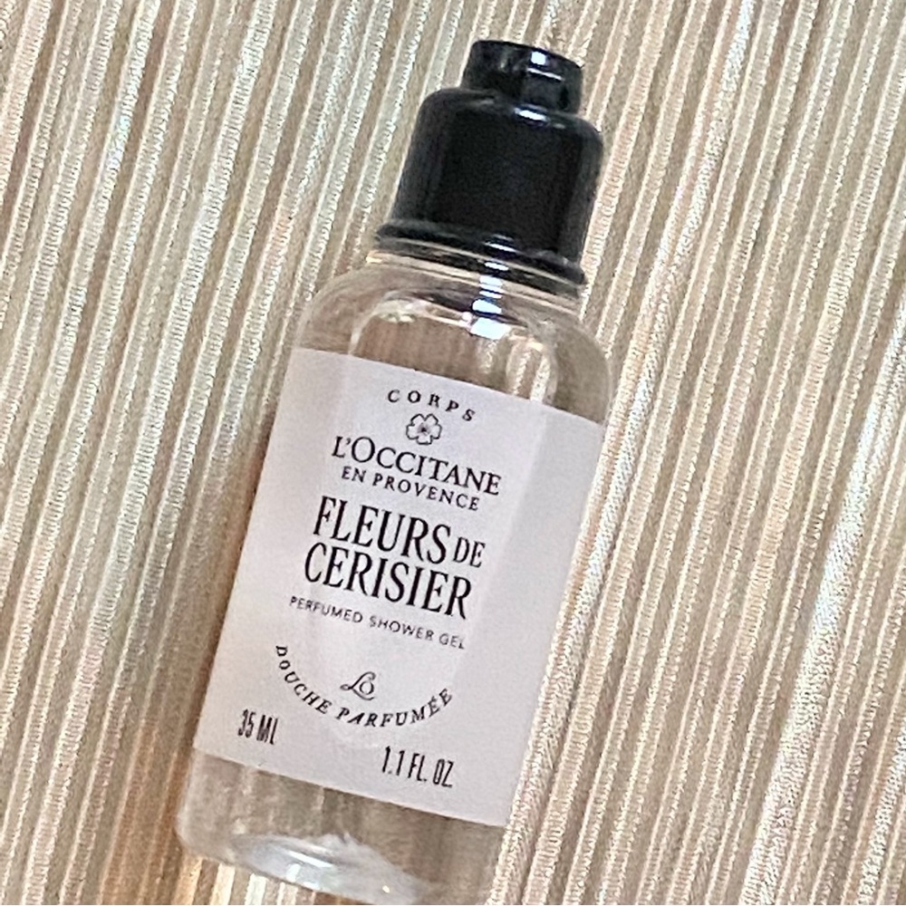 L'Occitane Fleurs de Cerisier Perfumed Shower Gel - 1.1oz travel size